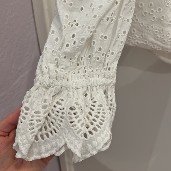 By Significant Other Gorgeous Lace Crop Top - Picture 4 of 6